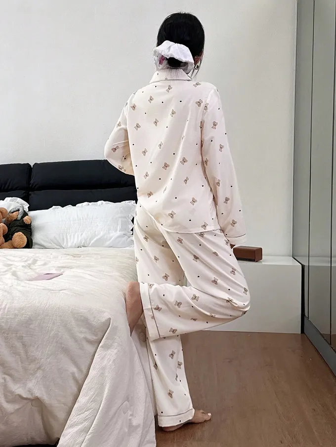 Napfluff Ensemble pyjama femme imprimé ours de dessin animé mignon, haut col et pantalon. Pyjama doux, imprimé ours, vêtements de nuit femme mignons. - Photo 2