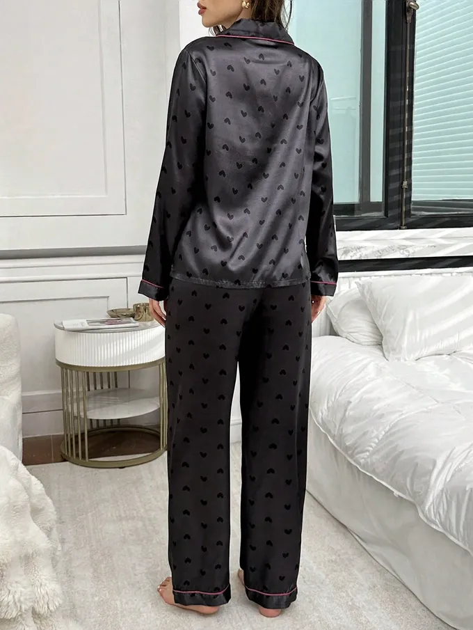 LuxeNights Ensemble de pyjama à manches longues avec imprimé cœur en faux soie et col châle - Photo 5